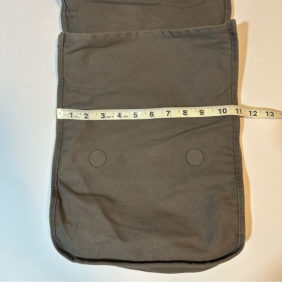 Universal studios Harry Potter Slytherin messenger bag - Picture 7 of 10